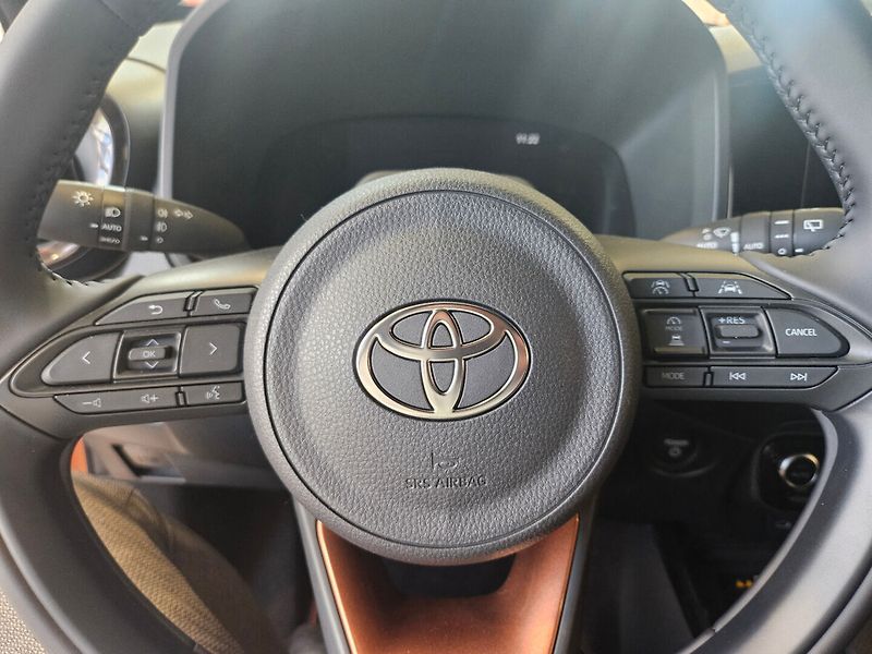 Toyota Aygo 1.5HEV Executive - fotka 5 z 5