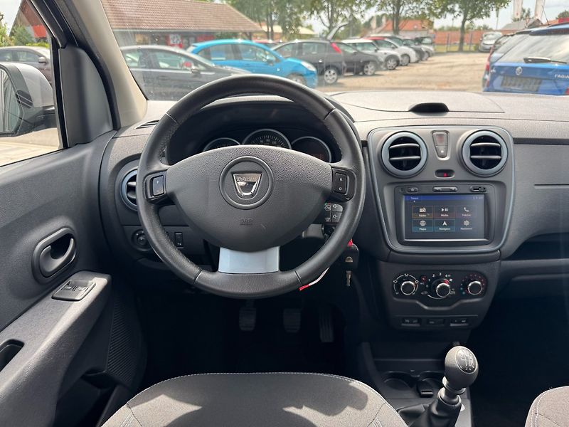 Dacia Lodgy (2017) Stepway 1.5 DCI 79kW - fotka 18 z 29