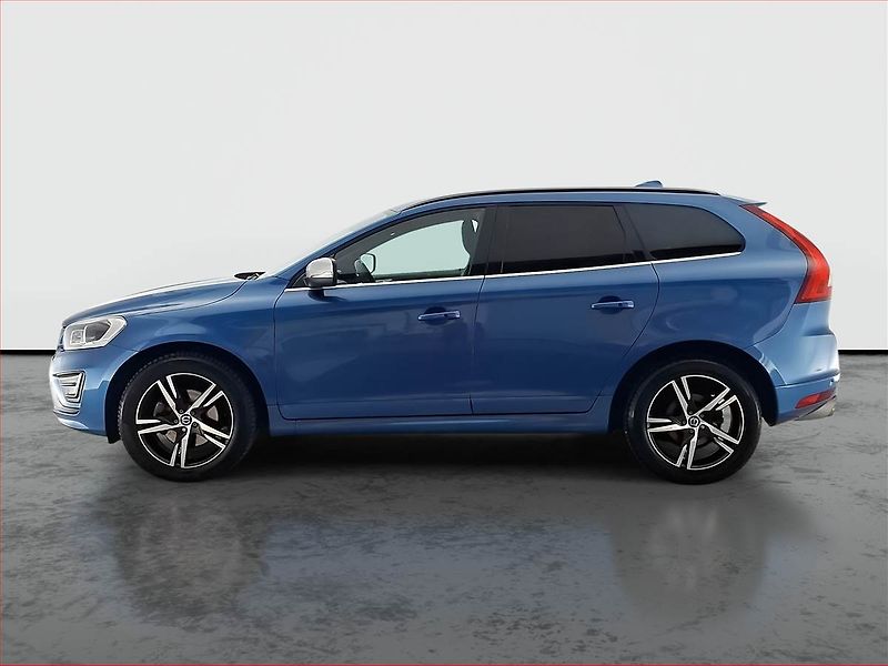 Volvo XC60 (2017) R-Design D4, 4X4, Automat - fotka 3 z 21