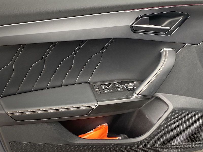 Cupra Formentor (2022) 1.5 TSI DSG - fotka 33 z 40