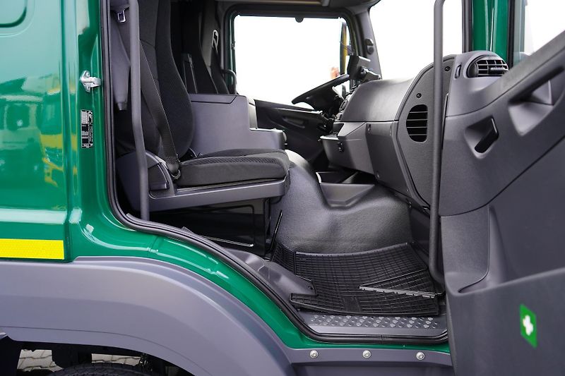 Mercedes-Benz Atego (2025) 1524 / E 6 / KONTENER + WINDA  - fotka 26 z 44
