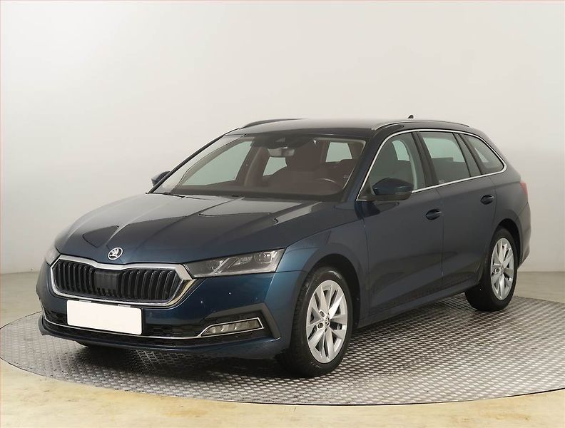 Škoda Octavia (2023) 2.0 TDI - fotka 2 z 23