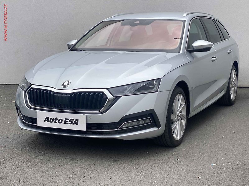 Škoda Octavia (2022) 2.0 TDi, ČR, Style, DSG, LED - fotka 3 z 17