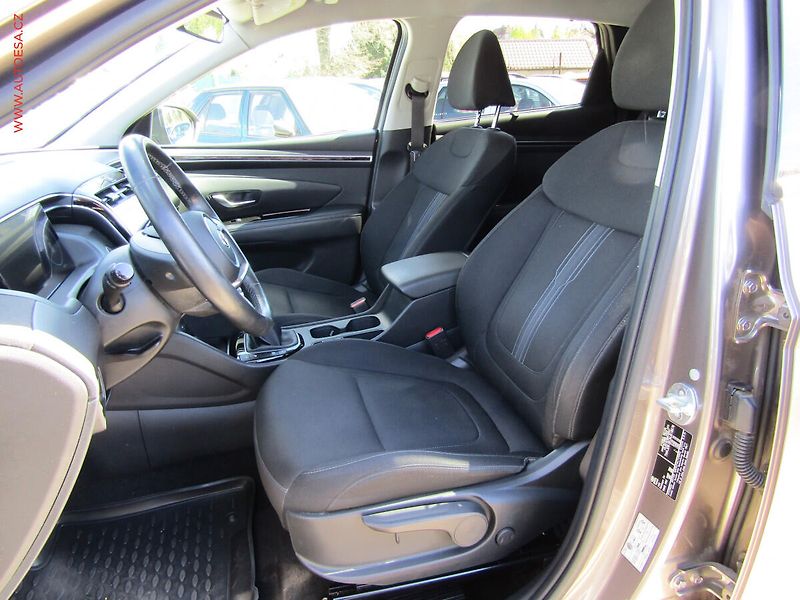 Hyundai Tucson (2021) 1.6 TGDi 4x4, 1.maj,ČR, AT - fotka 11 z 26