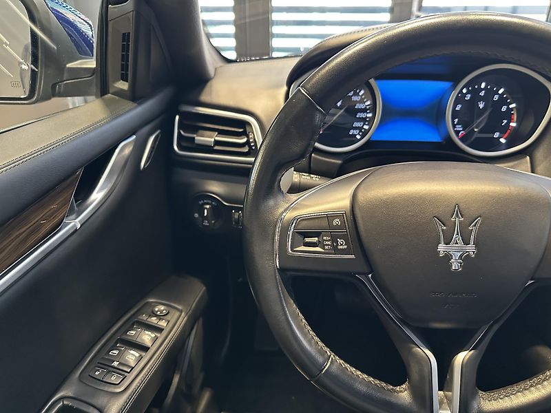 Maserati Ghibli (2018) SQ4 430HP - fotka 13 z 19