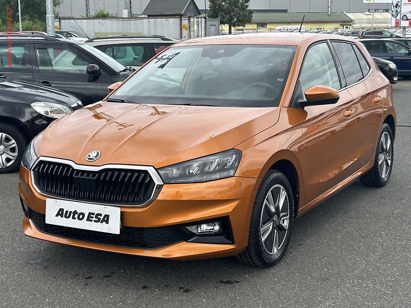 Škoda Fabia (2023) 1.0 TSi, 1.maj,ČR, Style, DSG - fotka 3 z 20