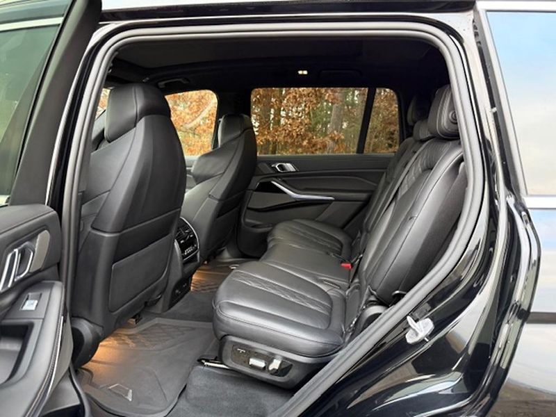 BMW X7 4,0i xDrive,mPaket competition - fotka 20 z 50