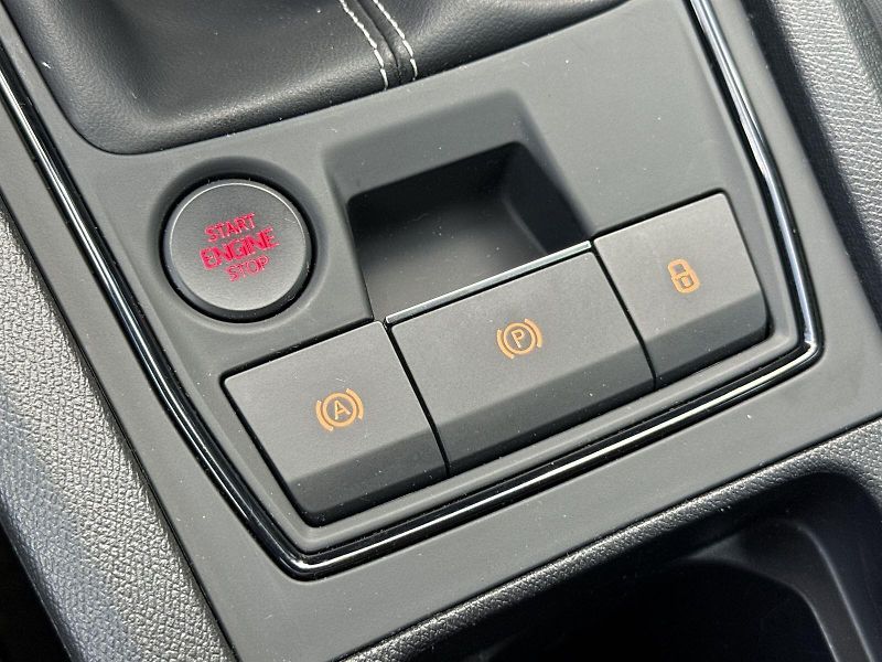 Seat Leon (2022) 1.0 TSI Reference - fotka 20 z 26