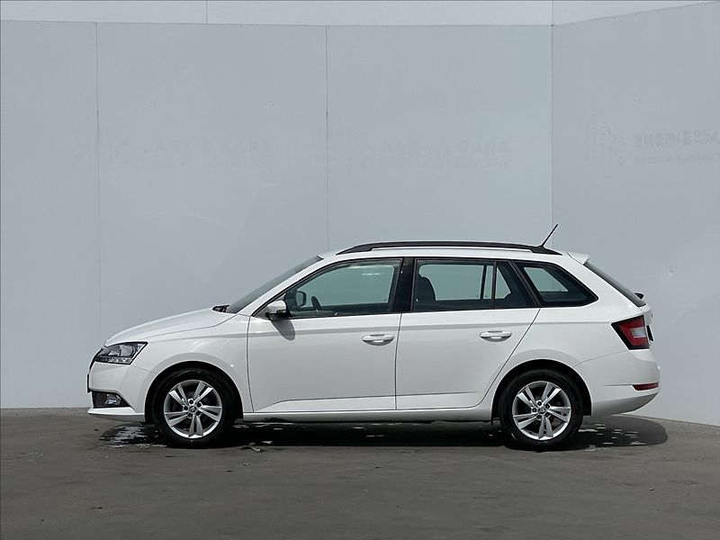 Škoda Fabia 1,0 TSI Combi Ambition Plus - fotka 2 z 23