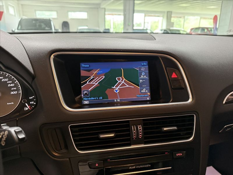 Audi SQ5 3,0   TDI 313HP QUATTRO BI-XEN - fotka 16 z 41