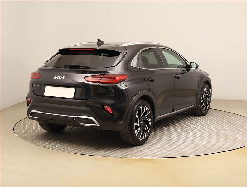 Kia XCeed (2024) 1.5 T-GDI - fotka 5 z 26