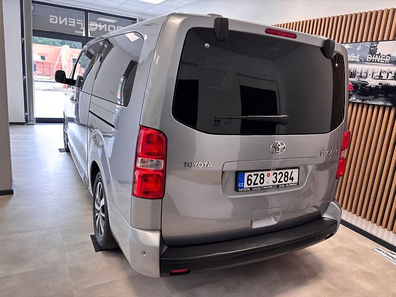 Toyota ProAce Verso 2.0 CDTI FAMILY LONG - fotka 5 z 33