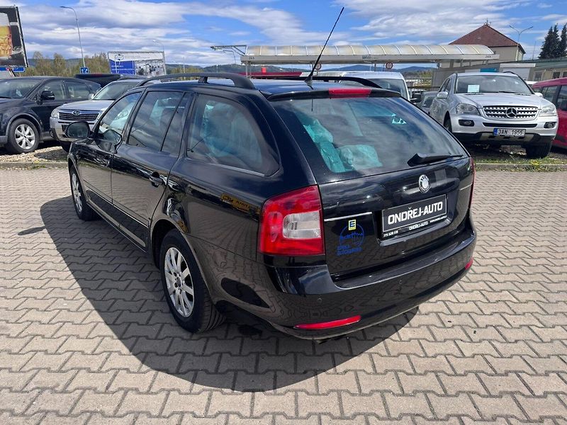 Škoda Octavia (2009) 1,4 TSI 90 KW STK KOLA - fotka 4 z 50