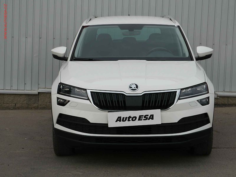 Škoda Karoq (2020) 2.0 TDi, ČR, Style, LED, navi - fotka 2 z 26