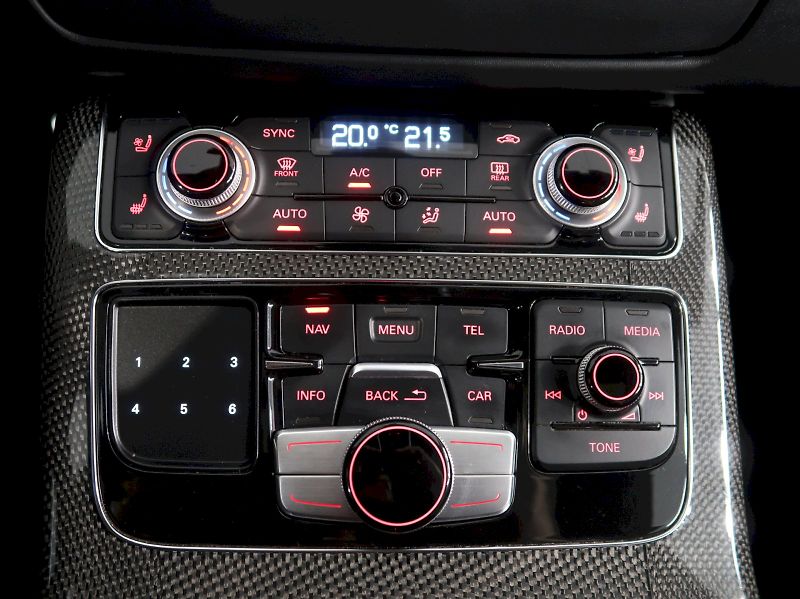 Audi S8 (2013) 4.0TFSI 382KW QUATTRO EXCLUSIV - fotka 37 z 52