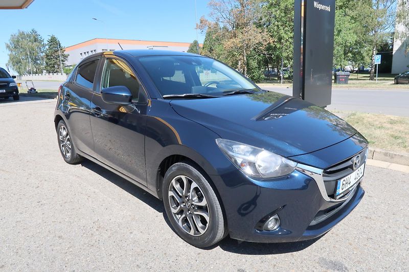 Mazda 2 (2016) 1,5 G90 Takumi Navi, ČR, tažné - fotka 9 z 28