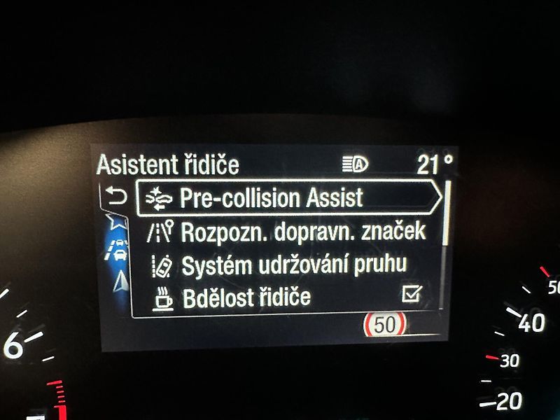 Ford Focus ST-Line 1.5 EcoBoost 150k aut  - fotka 17 z 30