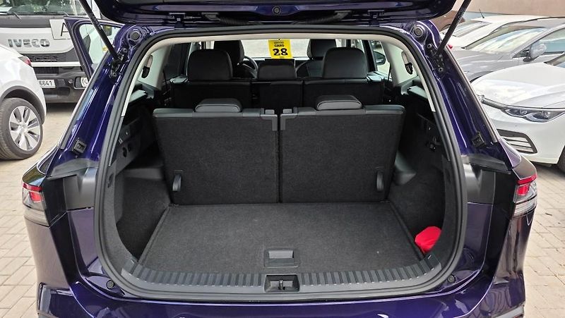 Volkswagen Tayron (2025) 1.5 eTSI 110 kW DSG7 7míst  - fotka 11 z 41