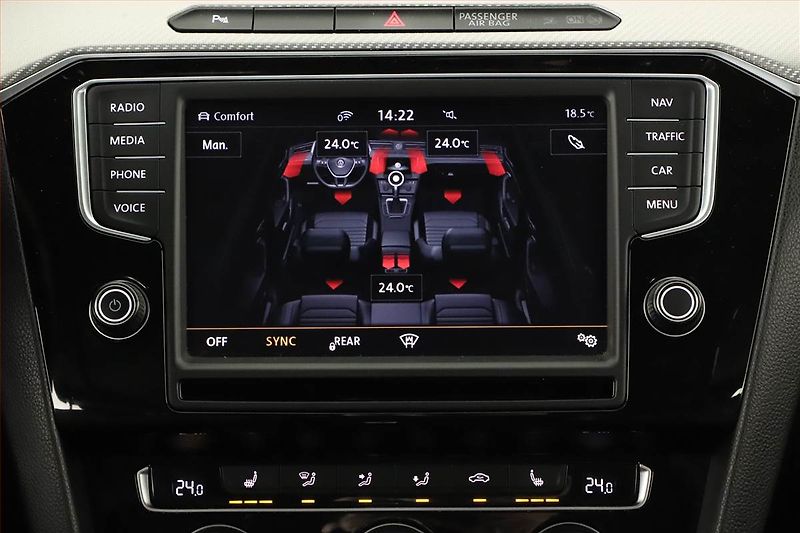 Volkswagen Passat (2016) R-Line 2.0 BiTDI, 4X4 - fotka 17 z 21