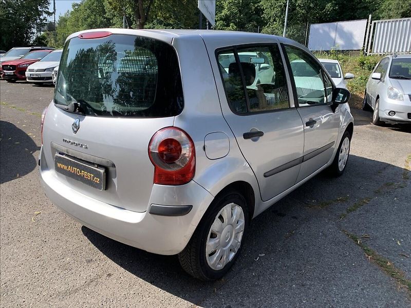 Renault Modus 1,2 ČR,KLIMATIZACE - fotka 5 z 17