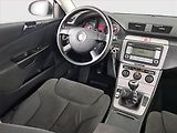 Volkswagen Passat (2007) 2.0 TDI, po STK, Tažné, Klima - náhled 7