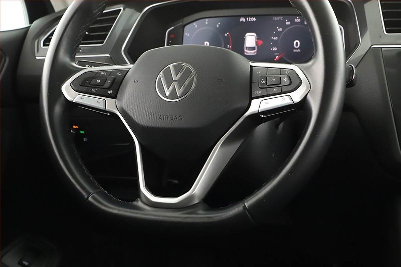 Volkswagen Tiguan Allspace (2023) Elegance 1.5 TSI - fotka 8 z 19