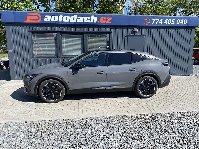 Peugeot 408 GT - Hybrid 145 e-DCS6 - fotka 1 z 42