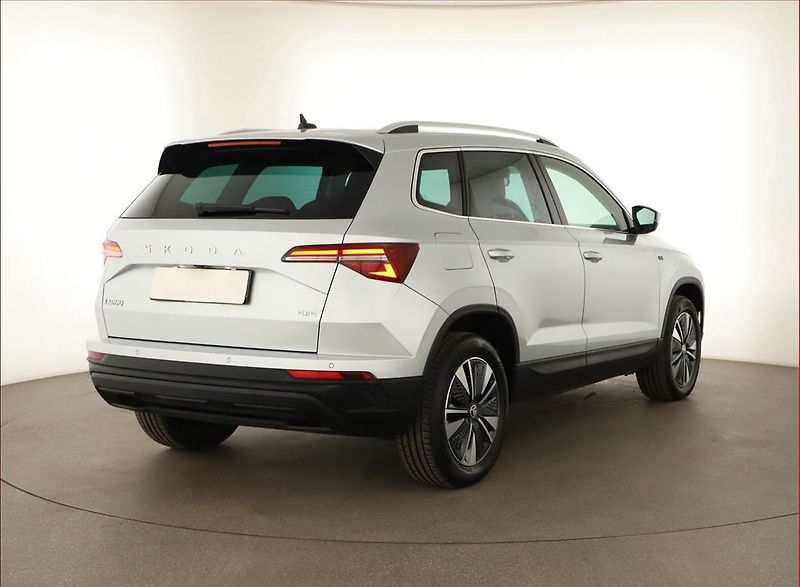 Škoda Karoq (2024) 2.0 TDI, Drive, FullLed - fotka 5 z 16
