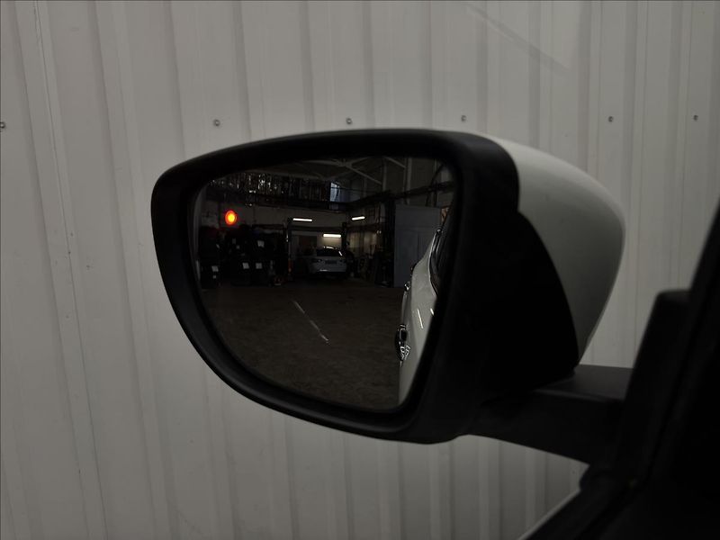 Nissan Leaf N-CONNECTA 110kW SOH 91% - fotka 29 z 38