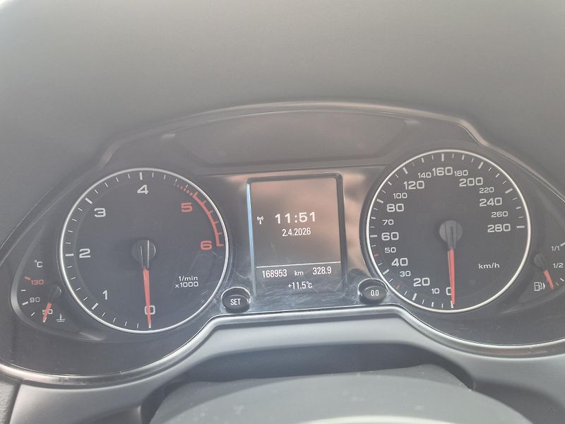 Audi Q5 (2013) - fotka 15 z 22