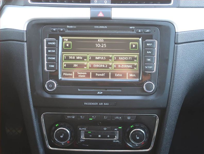 Škoda Superb (2012) Ambition 2.0 TDI, Serv.kniha - fotka 12 z 28