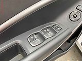 Hyundai Santa Fe (2016) 2.2 CRDi 4x4, Premium, AT - náhled 14