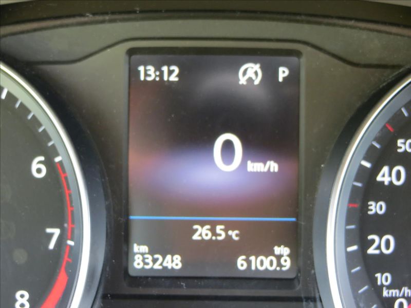Volkswagen Passat 1,5 TSI 110kW Business ČR - fotka 24 z 27