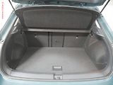 Volkswagen T-Roc (2023) 1.5TSi, 2.maj,ČR, Life, LED - náhled 7