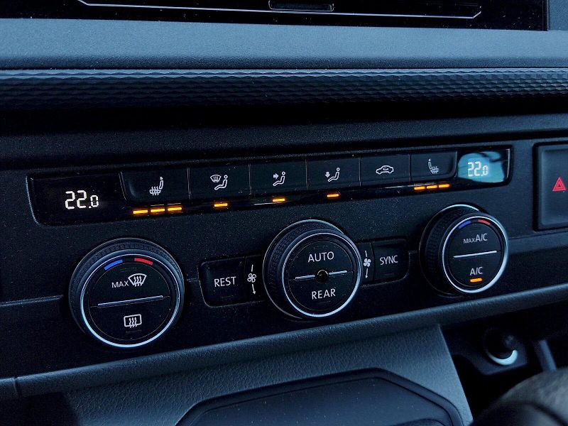 Volkswagen Caravelle (2024) 6,1 2,0 Tdi 110 Kw DSG 4Motion - fotka 18 z 32