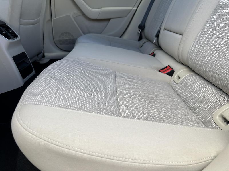 Škoda Octavia 2.0TDi 135kw 4x4 DSG ČR odpDPH - fotka 31 z 49