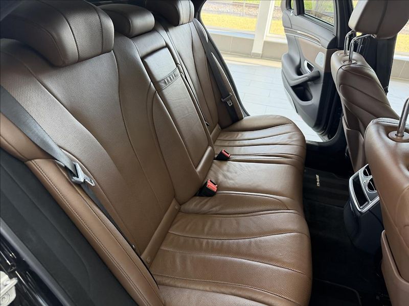 Mercedes-Benz Třídy S 3,0 S350d,AMG packet, 4Matic - fotka 32 z 37