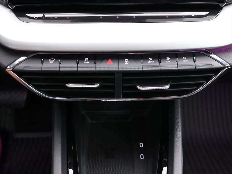 Škoda Octavia 2,0 TDI 110kW DSG Style CZ - fotka 20 z 28