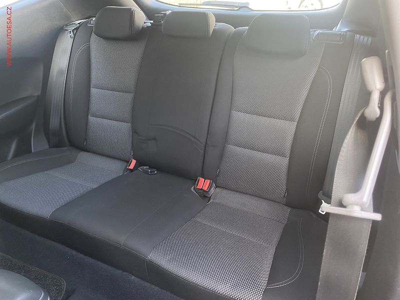 Hyundai i30 (2014) 1.4CVVT, Classic, +kola - fotka 10 z 16