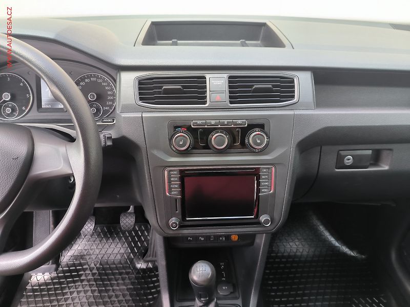 Volkswagen Caddy (2017) 2.0TDi Sortimo, Nez.topení - fotka 12 z 22
