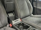 Volkswagen Golf (2023) 1.5 TGI Comfort AUT 2023 | Zár - náhled 35