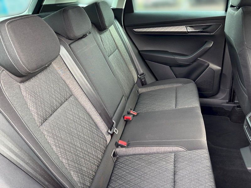 Škoda Karoq (2025) Top Selection 1.5 TSI DSG - fotka 24 z 32