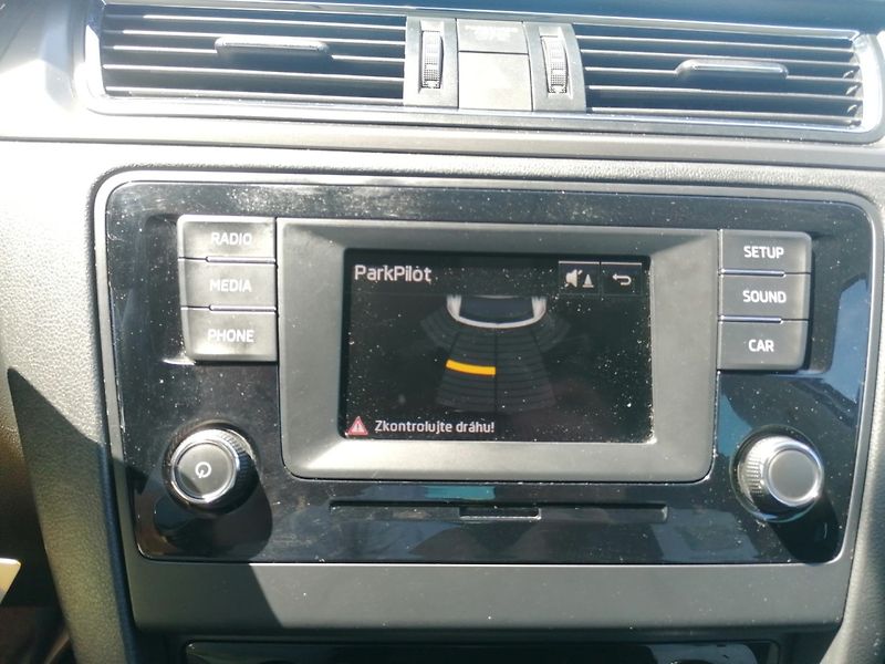 Škoda Rapid (2015) 1.4 TDi - fotka 17 z 26