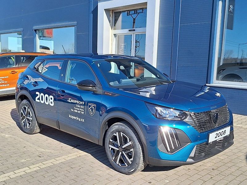 Peugeot 2008 (2025) STYLE PureTech 100 M6 - fotka 5 z 17