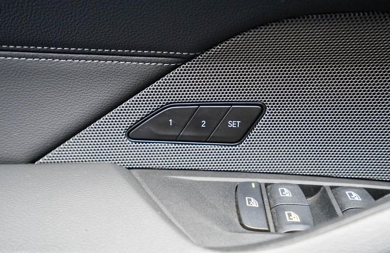 BMW i4 M50 xDrive GC SoH 95% 360k Taž - fotka 15 z 26