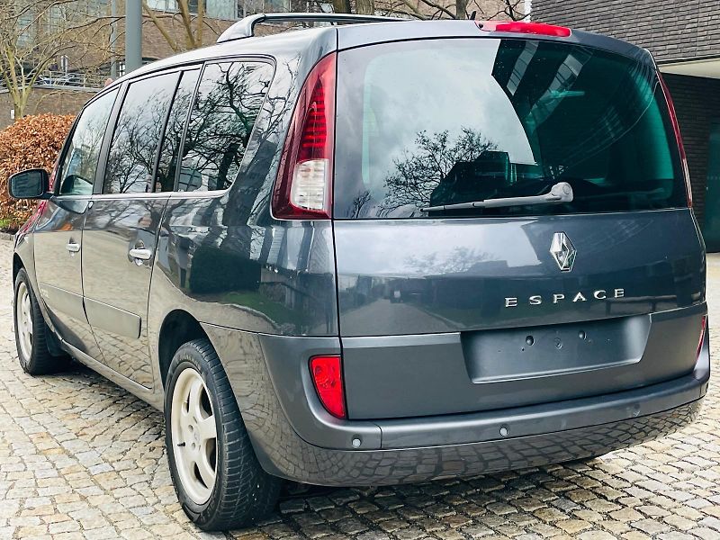 Renault Grand Espace 2.0dCi MANUÁL VÝHŘEV SENZORY - fotka 17 z 43
