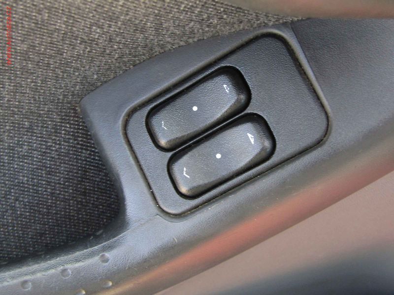 Opel Corsa (2002) 1.2i, ČR, STK4/28 - fotka 13 z 14