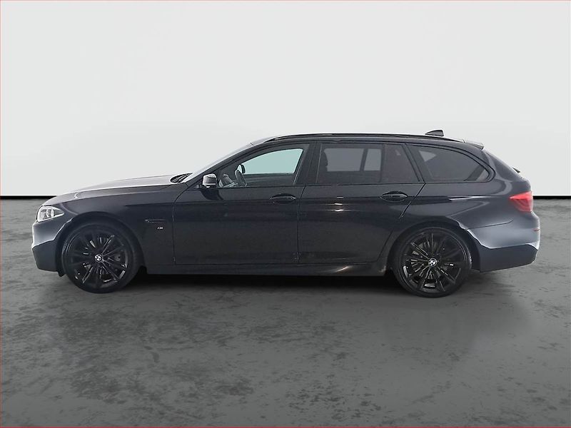 BMW Řada 5 (2017) M Sport 530d xDrive, 4X4 - fotka 3 z 20