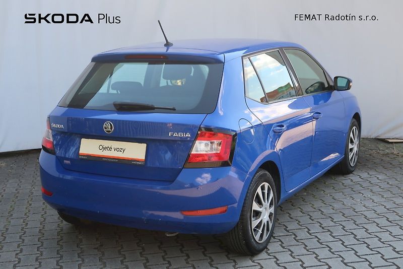 Škoda Fabia (2019) Active 1,0 TSi/70 kW - fotka 22 z 29