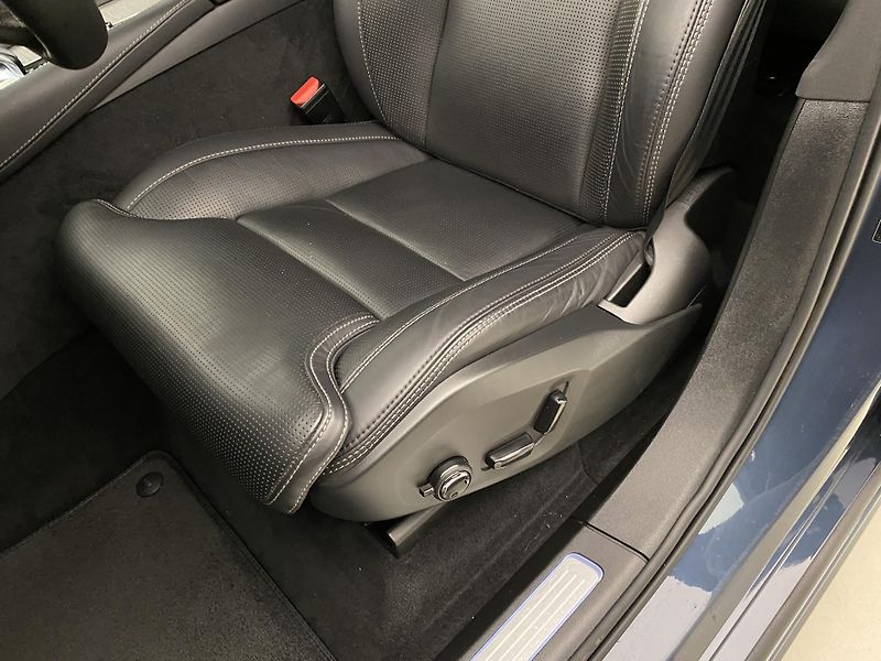 Volvo XC90 B5 AWD DARK PLUS AUT CZ 7m - fotka 25 z 67